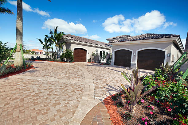 Best Professional Driveway Pavers  in Frostproof, FL